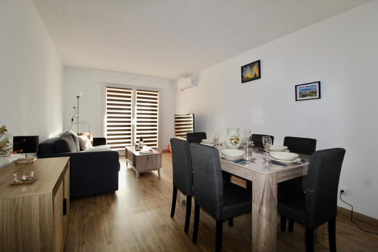 Logement Renove Avec Mobilier 2023 Lägenhet Avignon Exteriör bild